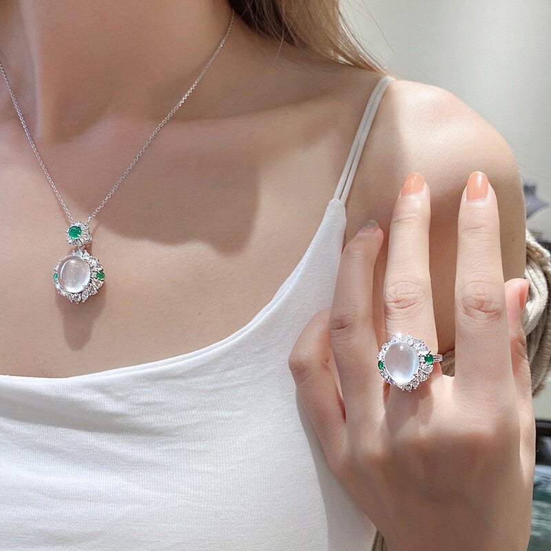 Natural ice transparent chrysoprase gray agate white jade set