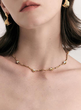 盐岛沸湍湍纹满天星项链高级感轻奢小众锁骨链女饰品金色叠戴首饰