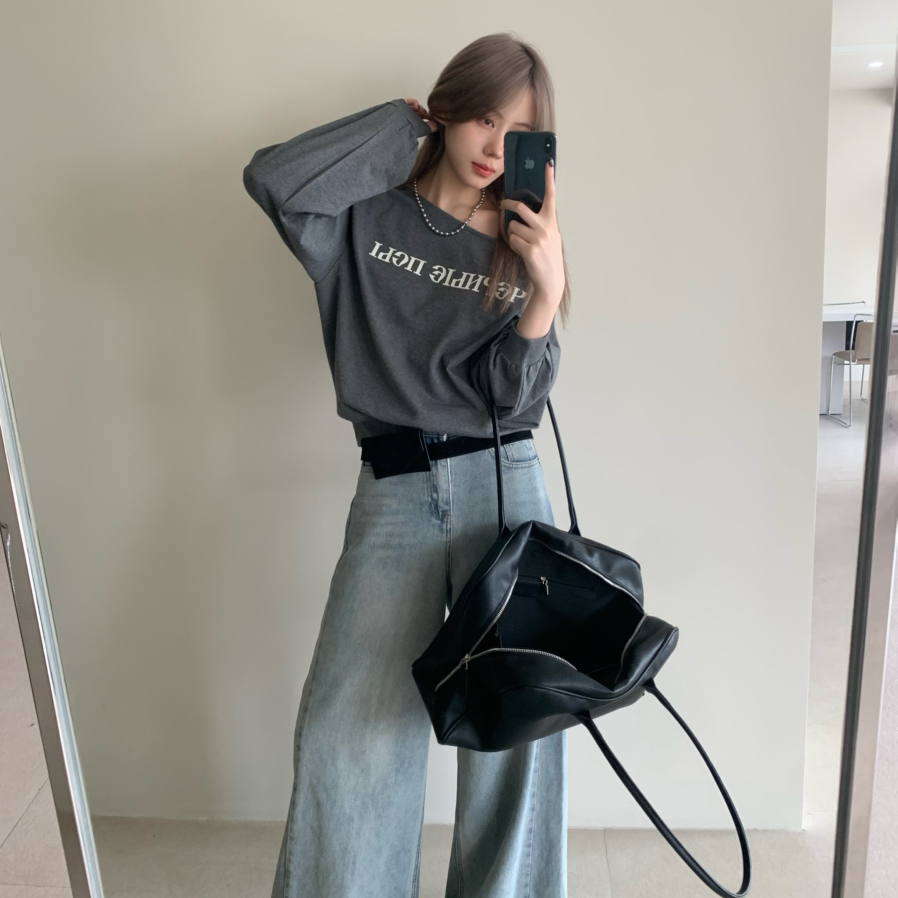 BLESSED MOMENT秋上新简约气质休闲斜肩字母印花长袖卫衣LT830 - 图1