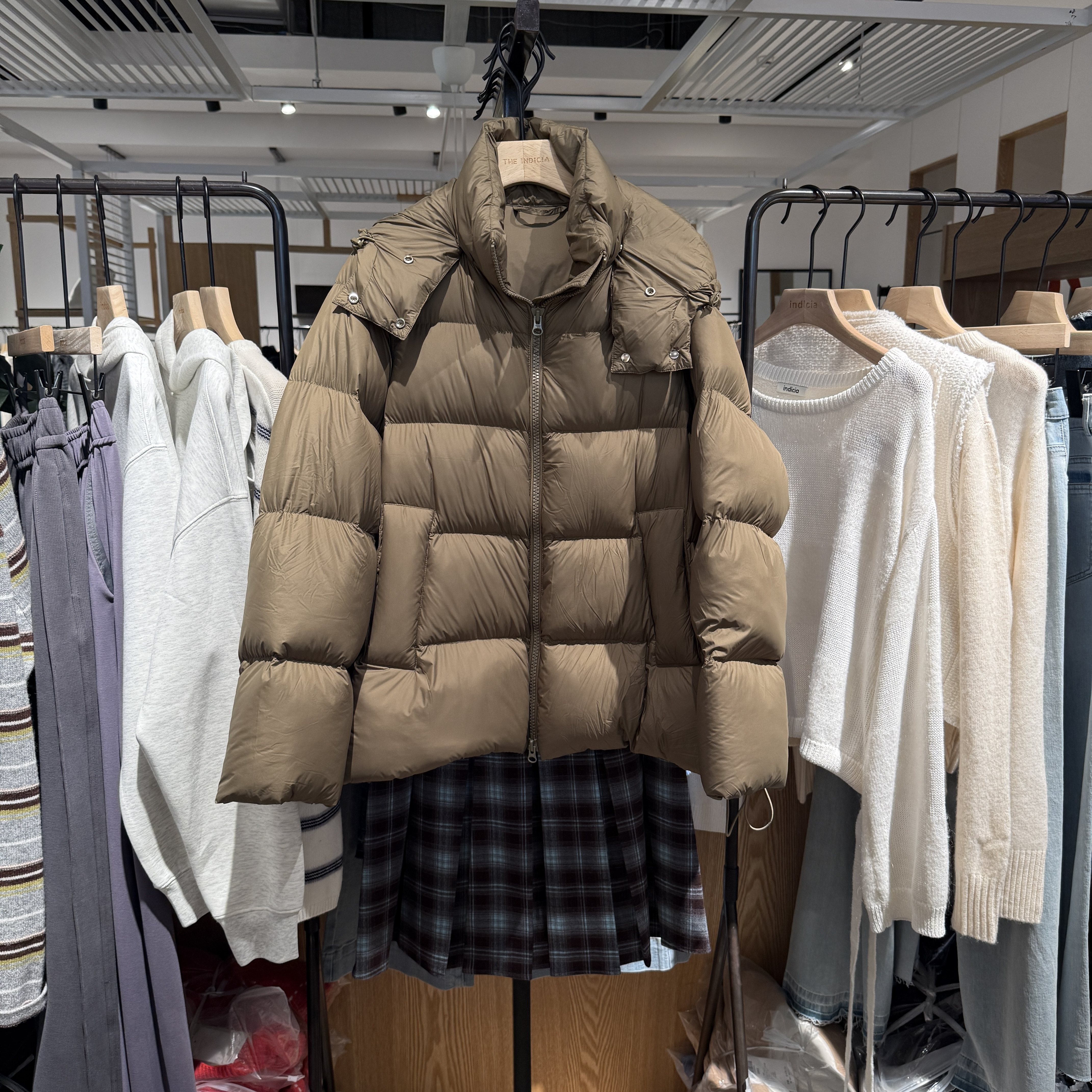 indiciaF2D4YR679F专柜正品标记女装立领休闲简约羽绒服吊牌1989,淘宝优惠券,粉丝福利购,淘宝优惠卷