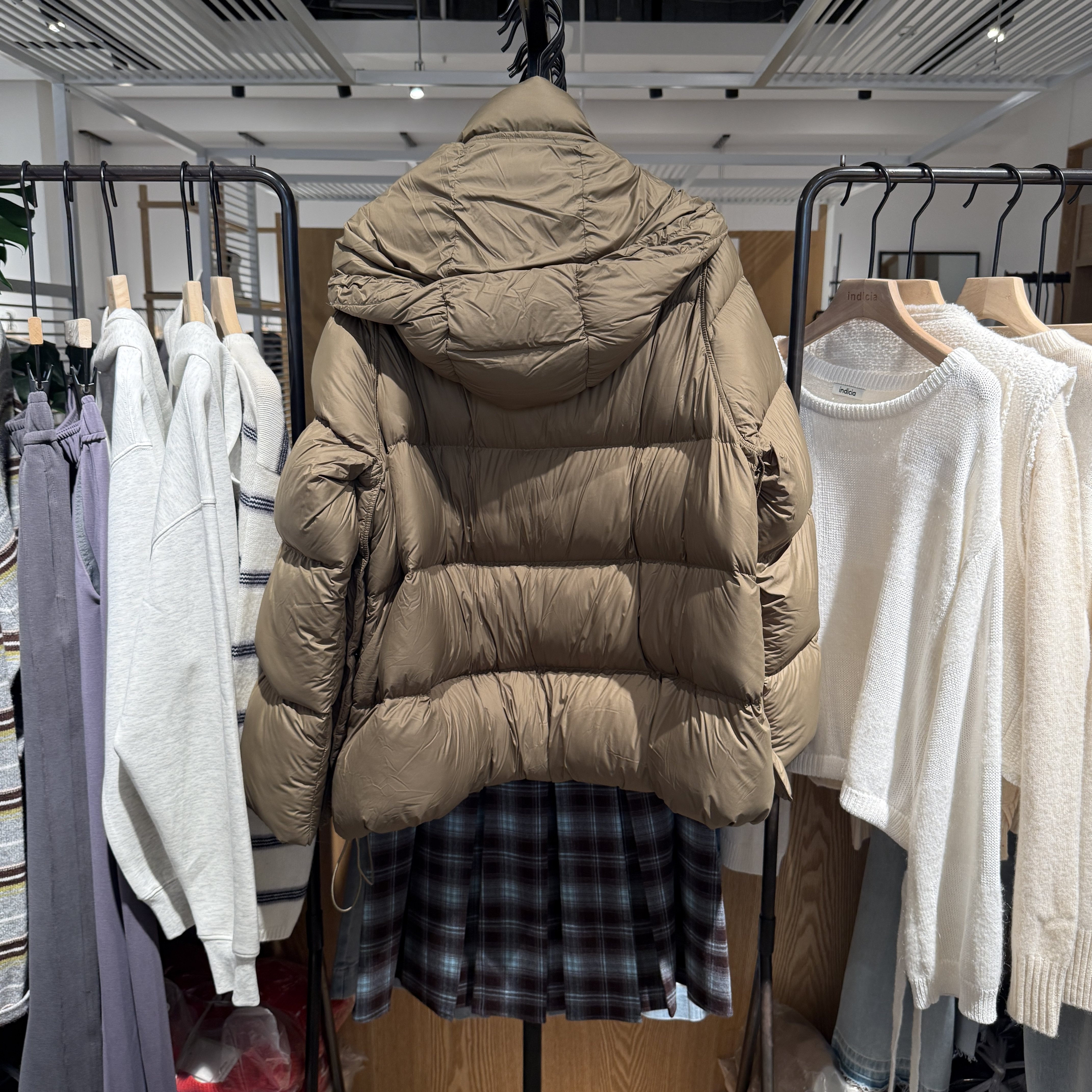 indiciaF2D4YR679F专柜正品标记女装立领休闲简约羽绒服吊牌1989,淘宝优惠券,粉丝福利购,淘宝优惠卷