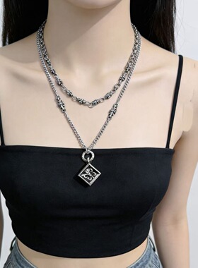 甜酷风双层方形十字架项链女高级感轻奢朋克风时尚独特小众毛衣链