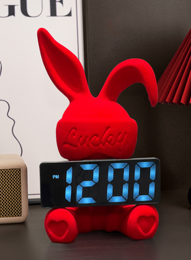 植绒抱心兔子摆件客厅电视柜