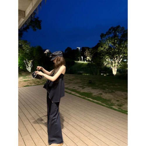 八盖pinky piggy  丹宁计划 小众气质设计款不规则抹胸/长裤套装 - 图2