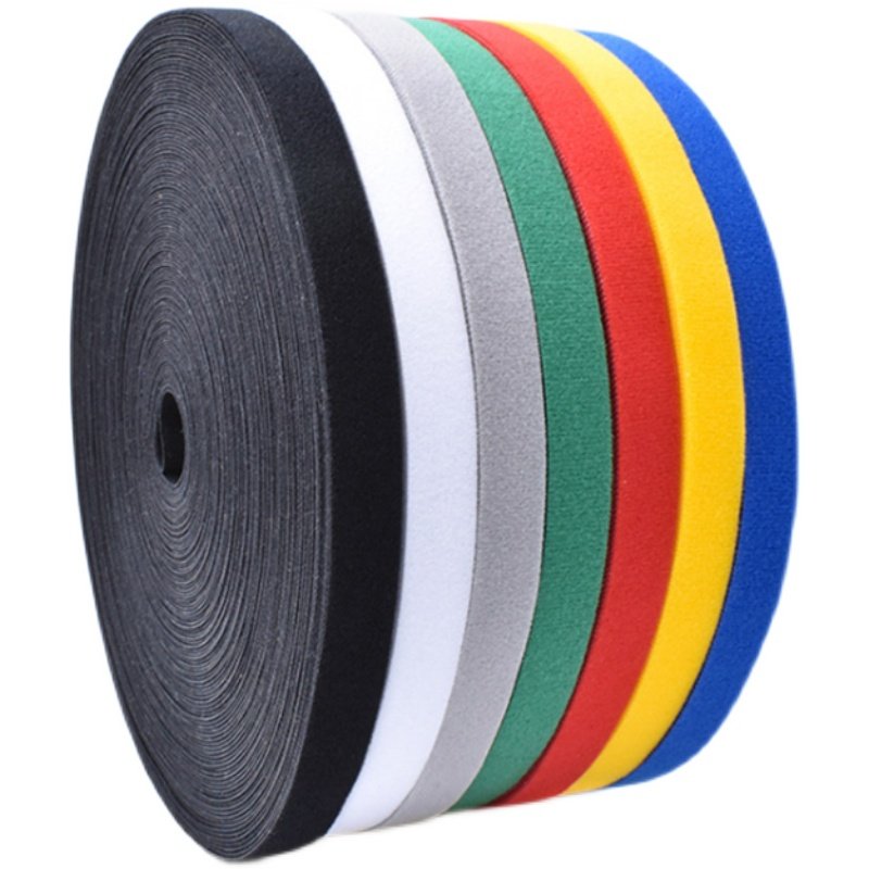 一种长度可调的粘扣带的制作方法