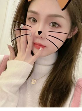 欧货爆款高级感方牌方块英文镶钻字母吊坠项链钛钢微镶钻石颈链女