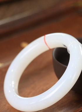 天然新疆和田玉羊脂级白玉54圈口手镯大气典雅古风男女手饰收藏