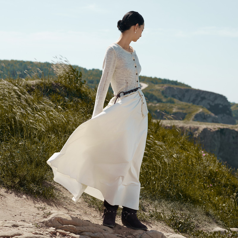 AIRIQI商场同款25秋新款简约复古A字碎褶垂坠感半身裙女AY53BQ091,淘宝优惠券,粉丝福利购,淘宝优惠卷