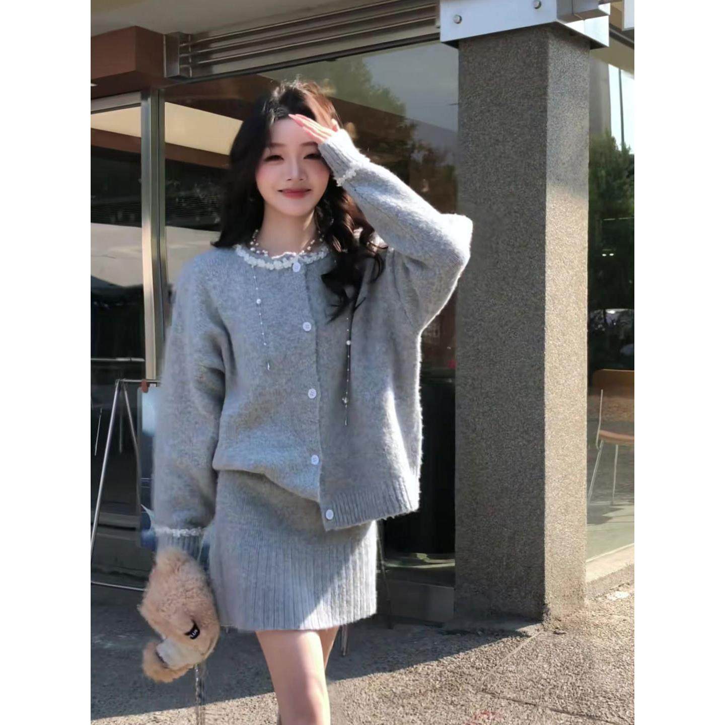 私有浪漫 小香风钉珠圆领针织开衫套装女春秋时尚减龄短裙两件套,淘宝优惠券,粉丝福利购,淘宝优惠卷