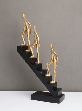 轻奢客厅攀登者艺术摆件装饰品