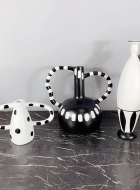 新中式树脂客厅波点黑色花器摆件