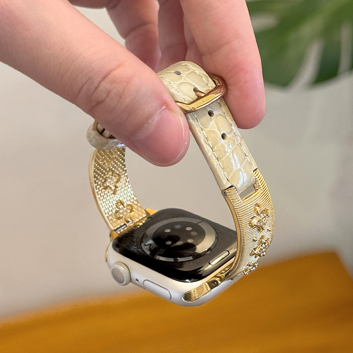 适用applewatchS10布契拉提手镯拼皮表带iwatch9/8/7/se/6气质小众苹果手表S11不锈钢小蛮腰细款真皮腕带女夏,淘宝优惠券,粉丝福利购,淘宝优惠卷