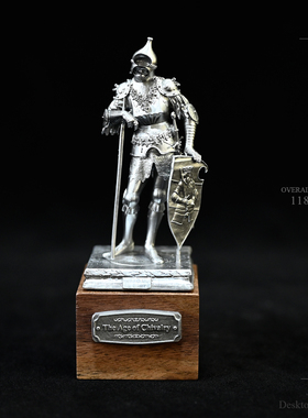 148MM树脂工艺品 桌面饰品摆件 狄奥多里克大帝银色LTCP-282/
