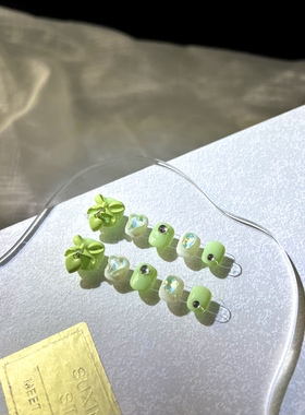 甜茶TC· NAIL原创设计手工穿戴甲短款清新系显白儿童可拆卸美甲