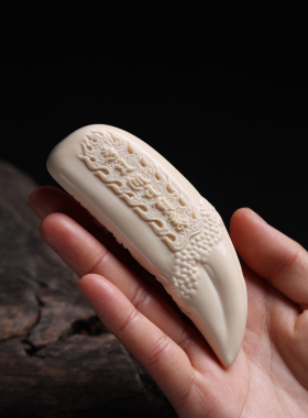 75号六臂观音鹿角雕刻生肖守护神本命佛吊坠男女项链配饰品手把挂