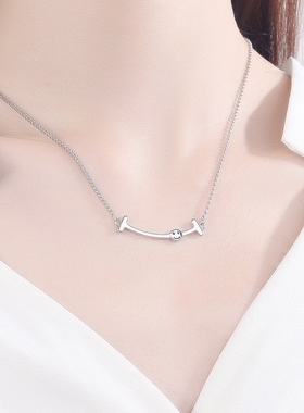 新款韩版不对称可爱微笑项链女时尚个性复古小众双t笑脸锁骨链潮