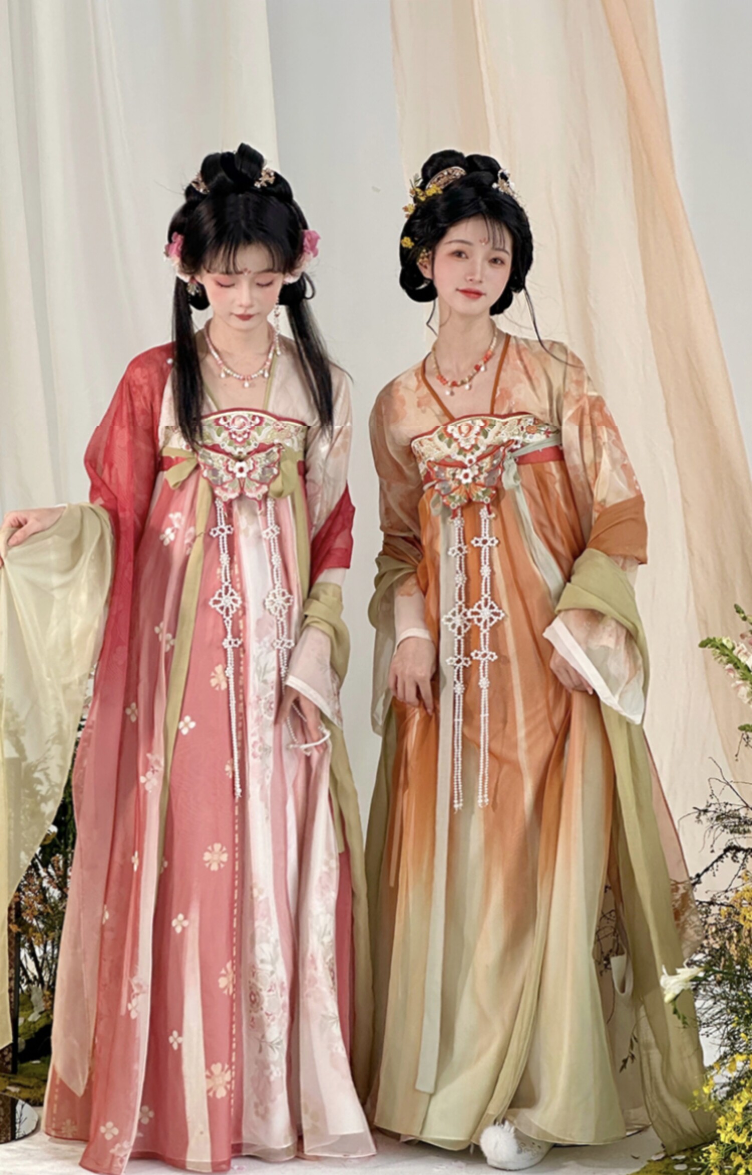 原创汉服女【与春国风】唐制直领对襟衫齐胸破裙春日汉服闺蜜双子_虎窝淘
