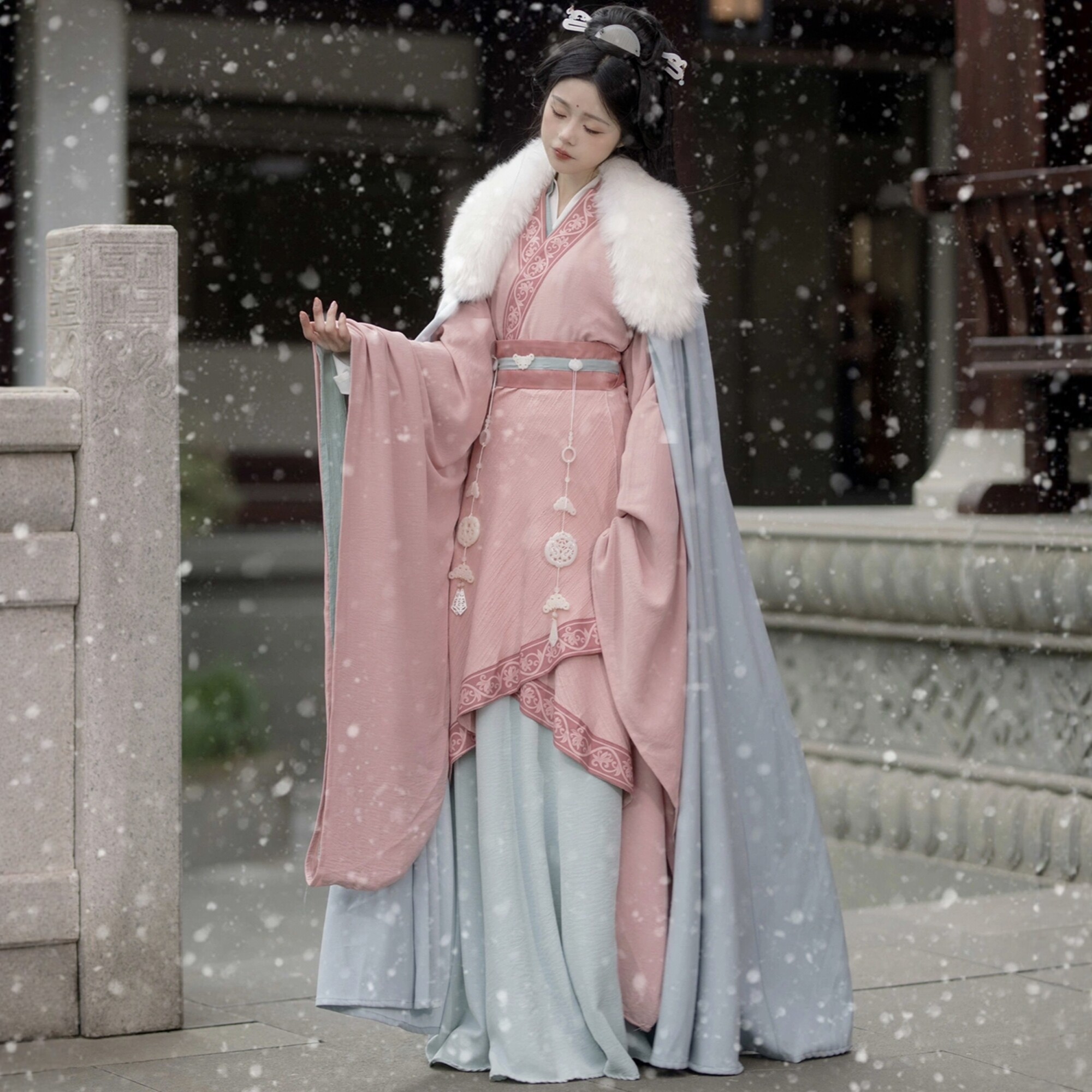 原创汉服女【小玉】山海记魏晋南北朝齐腰粉色战国袍斗篷秋冬季款,淘宝优惠券,粉丝福利购,淘宝优惠卷