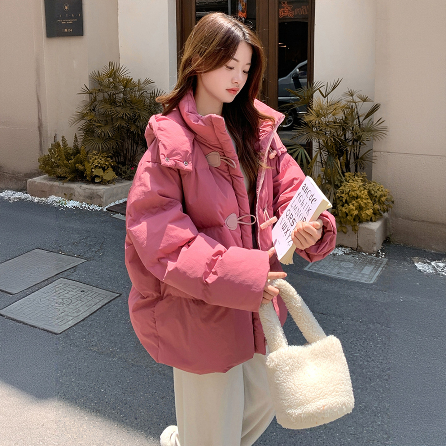300斤大码女装树莓粉加厚保暖棉服女胖mm牛角扣设计连帽棉衣外套,淘宝优惠券,粉丝福利购,淘宝优惠卷
