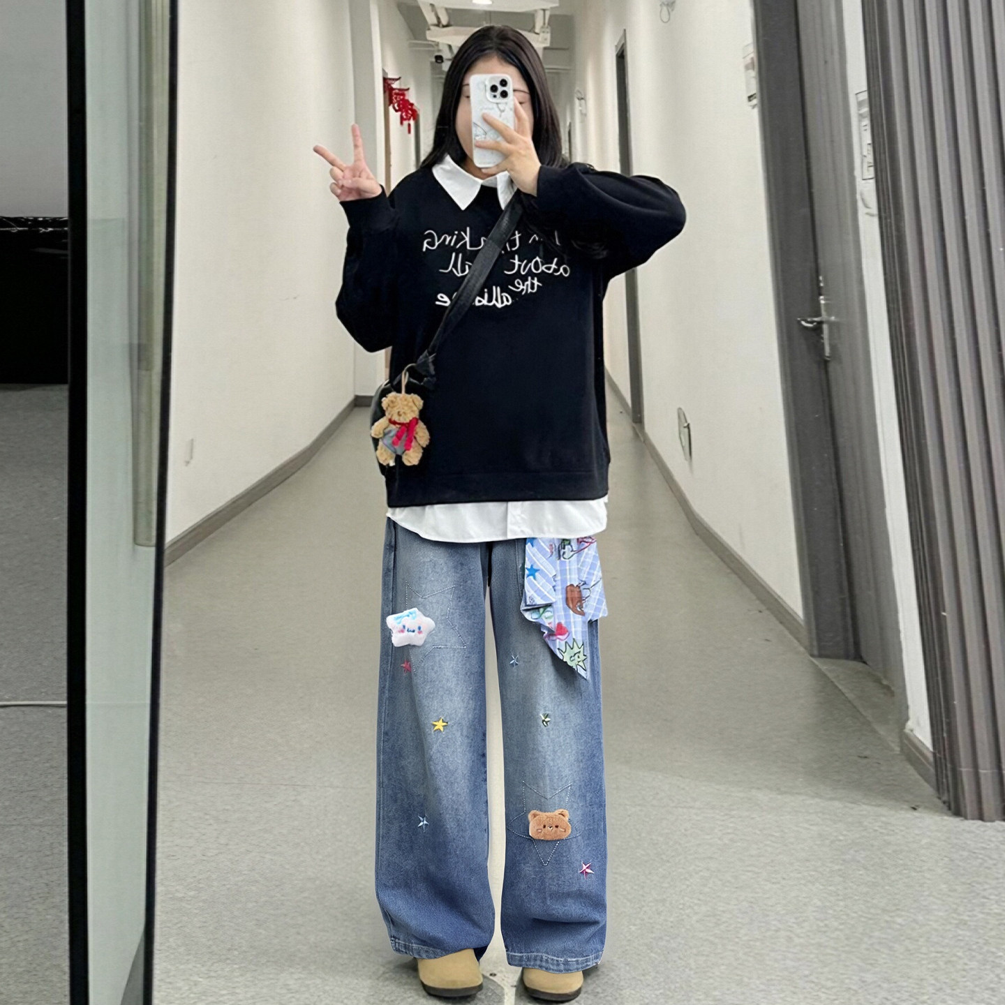 大码女装黑色阔腿牛仔裤女胖mm设计感卡通刺绣美式宽松直筒长裤子