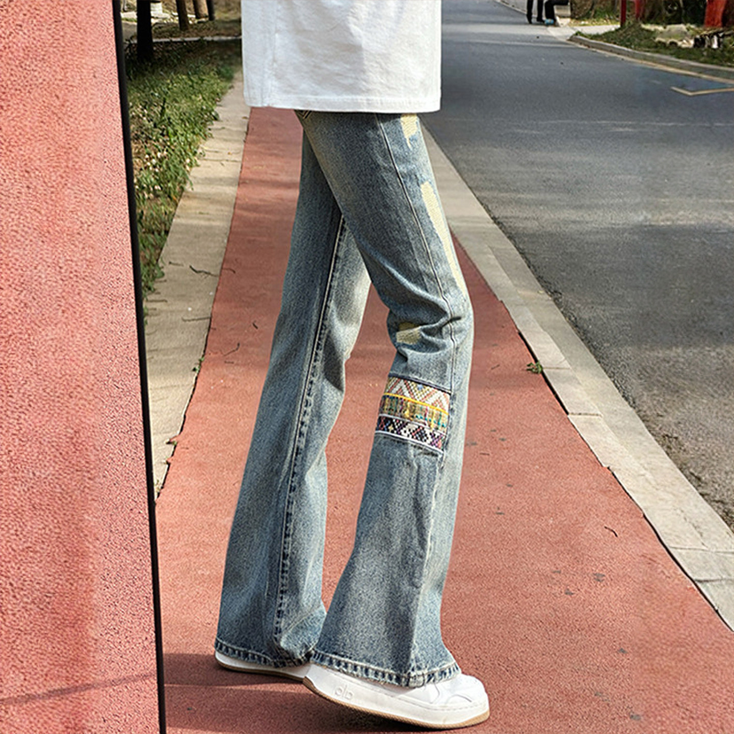 300斤大码女装韩版学生蓝色牛仔裤女胖mm设计感破洞显瘦微喇裤子,淘宝优惠券,粉丝福利购,淘宝优惠卷