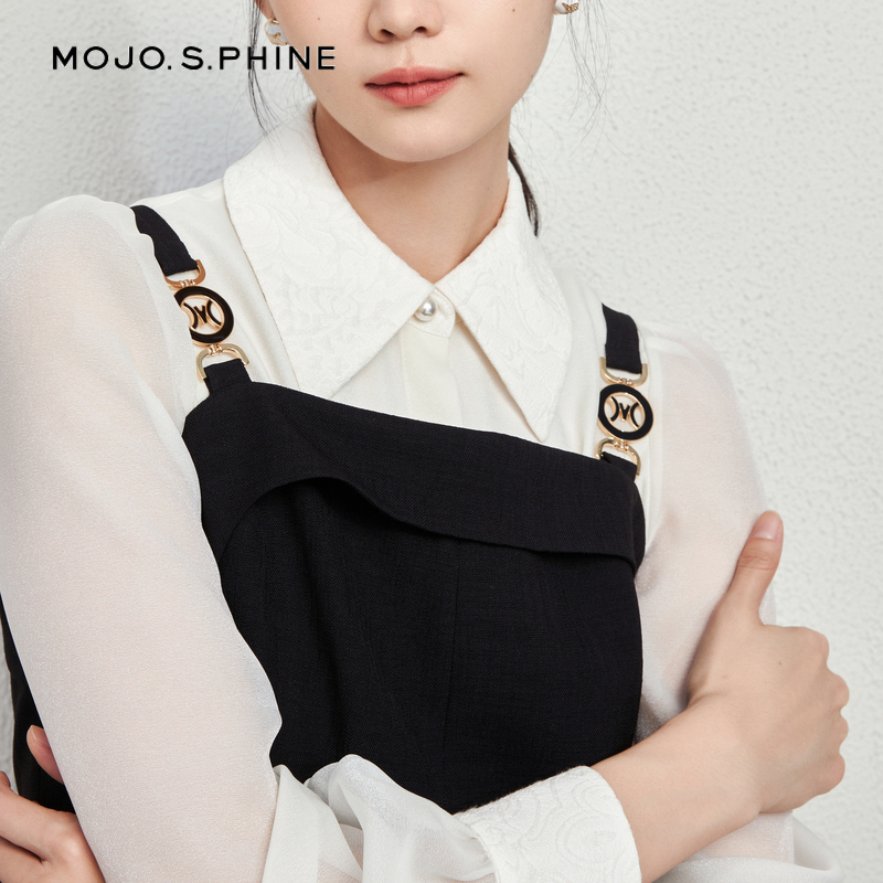 【王鸥李溪芮同款】MOJO莫佐法式浪漫背带连衣裙新款灵动小黑裙-图1