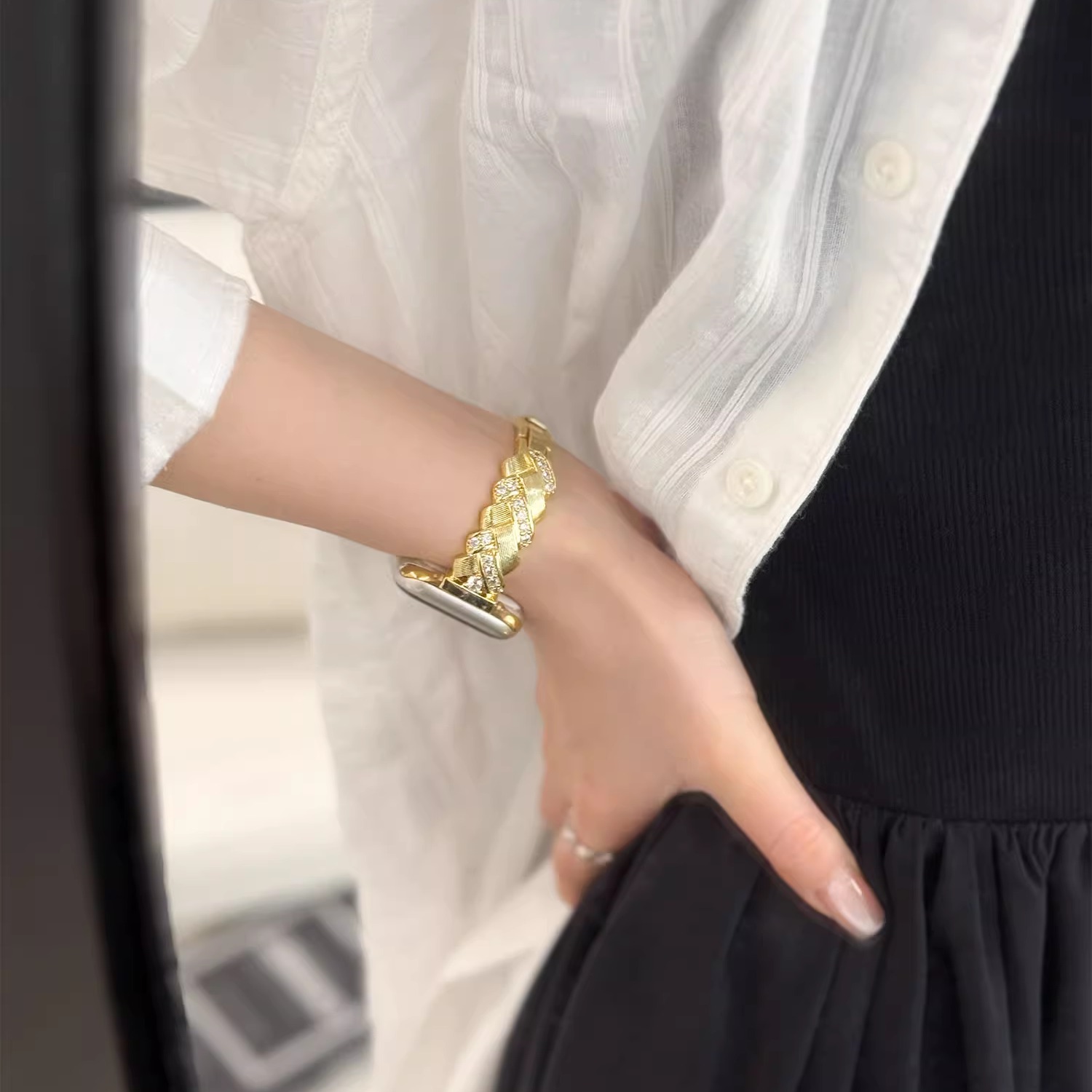 QALUO新款〔麦穗手镯〕适用apple watchS11/S10表带iwatch9苹果手表se/8/7/6/5/4代41/42mm女金属高级感小众 - 图3