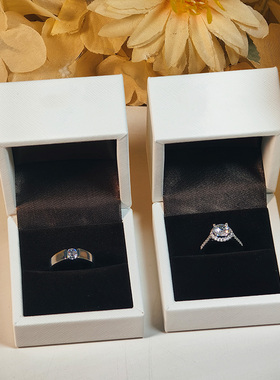 仿真婚戒对戒结婚一对婚礼现场用道具情侣戒指男女假钻戒交换仪式