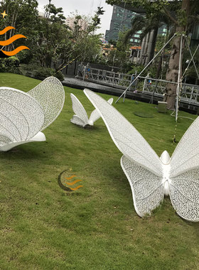 新款不锈钢蝴蝶雕塑铁艺镂空草坪动物摆件大型金属园林小区装饰