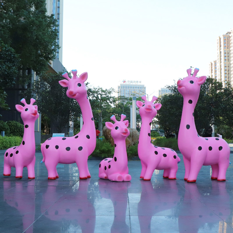 户外卡通长颈鹿大摆件幼儿园公园地产落地雕塑景区玻璃钢动物装饰 - 图0
