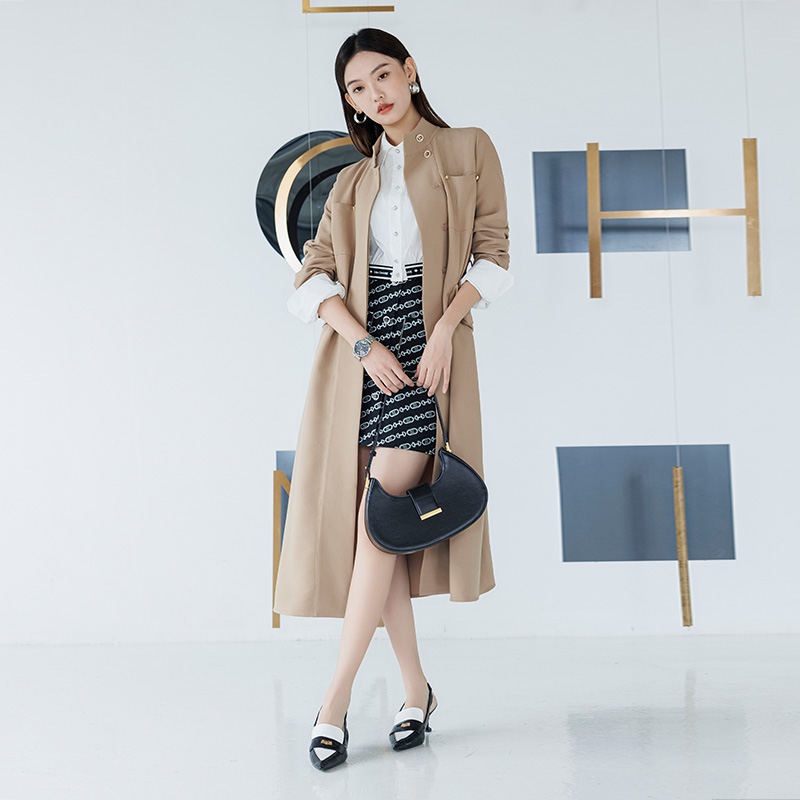 奕辰春季高级感风衣新款小众设计感长款简约立领外套女eahchanie