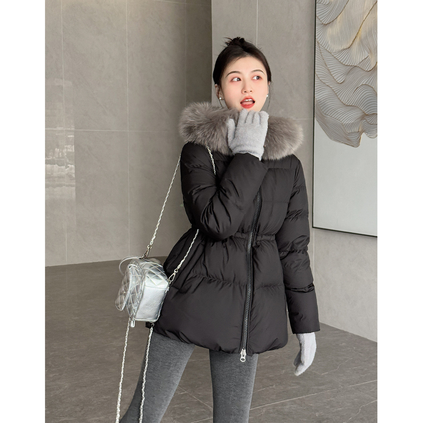 【爱尔兰漫雪】小娜椒小个子狐狸毛领连帽设计收腰中长款羽绒服女