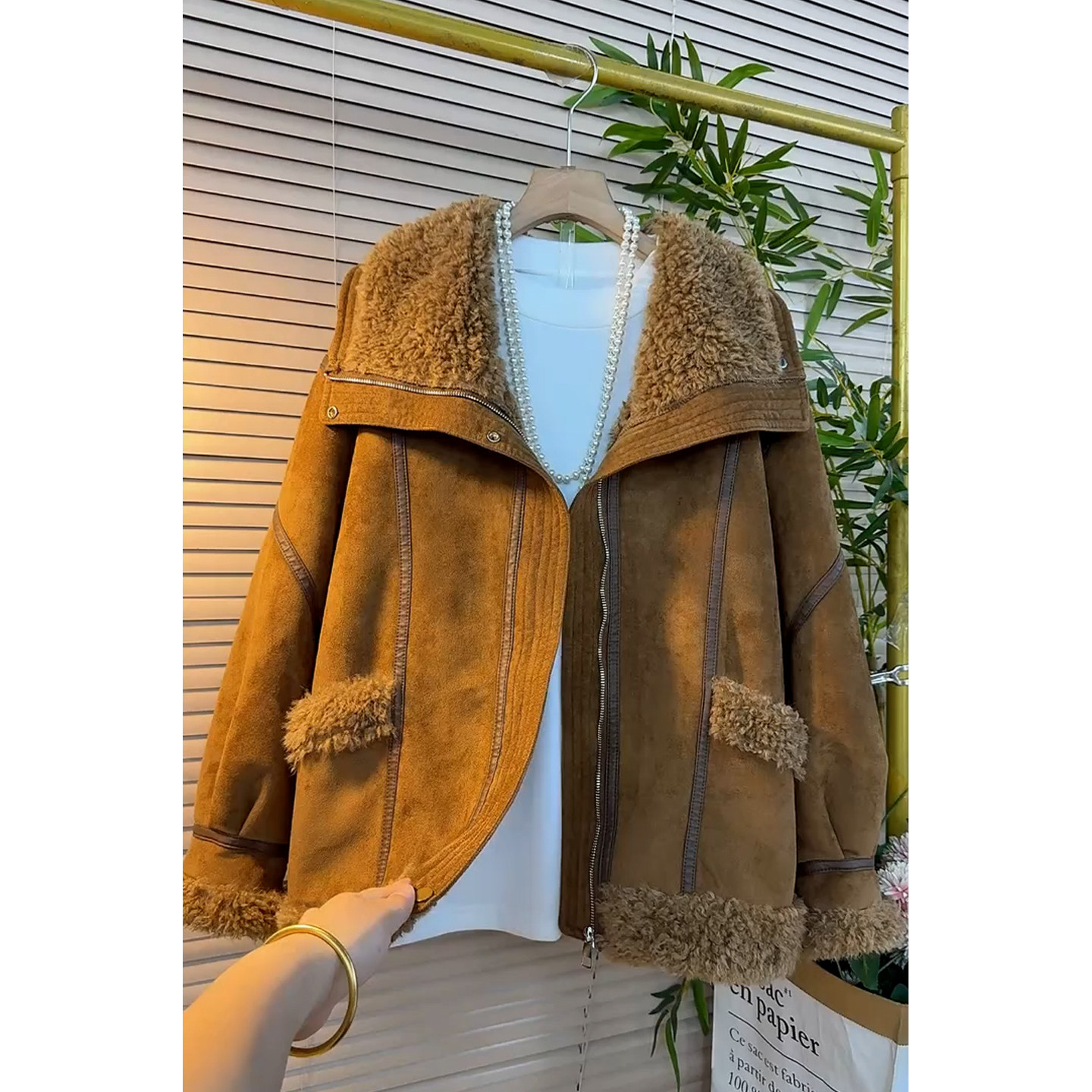 2025大码女装冬季保暖加厚胖妹妹皮毛一体外套时尚羊羔毛长袖外衣,淘宝优惠券,粉丝福利购,淘宝优惠卷