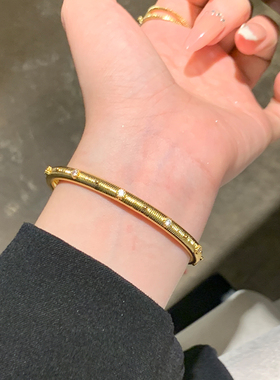 宫廷拉丝镂空四叶草手镯女复古风