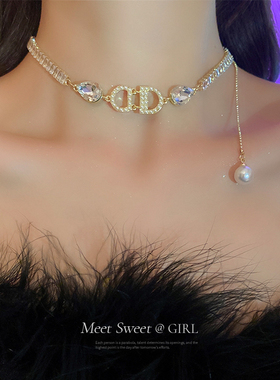 法式珍珠吊坠项链女款2025新款爆款轻奢小众高级感小香锁骨链颈链