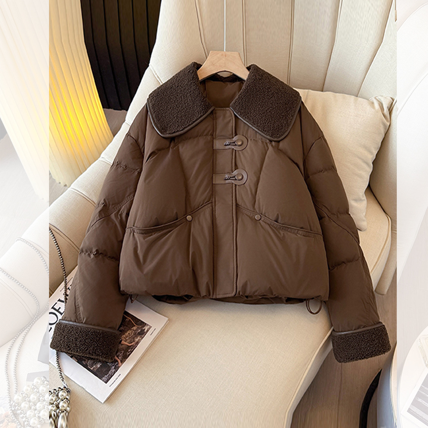 羊羔毛拼接娃娃翻领90白鸭绒羽绒服女2025冬季新款短款小个子外套,淘宝优惠券,粉丝福利购,淘宝优惠卷