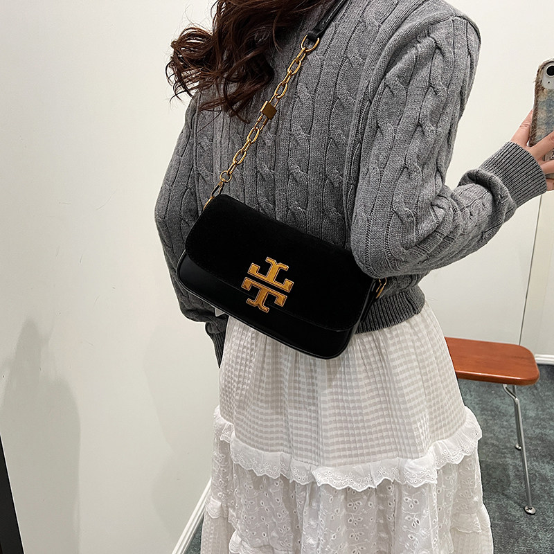 高级感小众设计小包包女2024秋冬新款潮百搭单肩斜挎包腋下小方包,淘宝优惠券,粉丝福利购,淘宝优惠卷