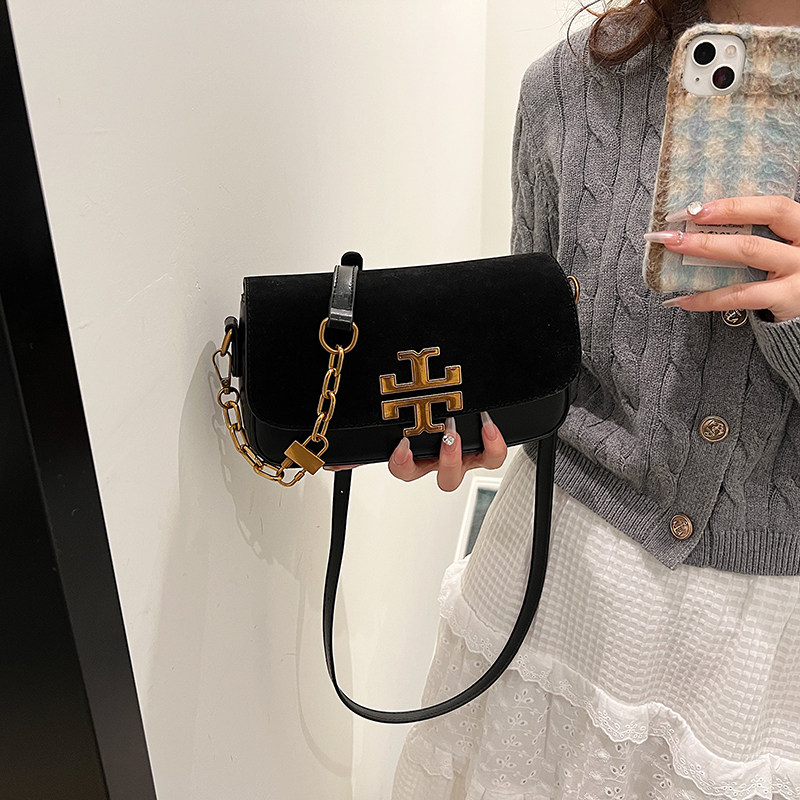 高级感小众设计小包包女2024秋冬新款潮百搭单肩斜挎包腋下小方包,淘宝优惠券,粉丝福利购,淘宝优惠卷