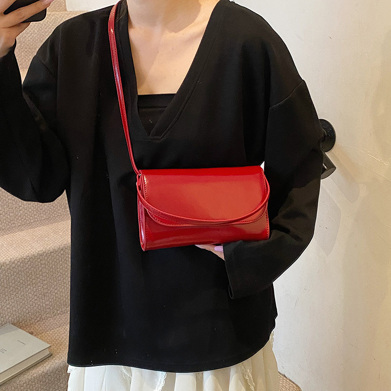 婚包高级小方包包女红包2025新款伴娘包手提包小包红色结婚新娘包,淘宝优惠券,粉丝福利购,淘宝优惠卷