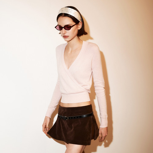 PUKI 安哥拉兔毛上衣  芭蕾风交叉V领毛衣 - 图2