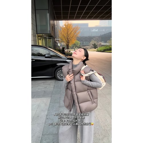 超推荐超百搭｜2025冬季新款加厚轻盈羽绒马甲女立领无袖保暖外套 - 图0