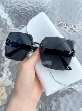 也古轻奢服配网红无框太阳镜防紫外线墨镜大圆脸自带妆容滤镜女款