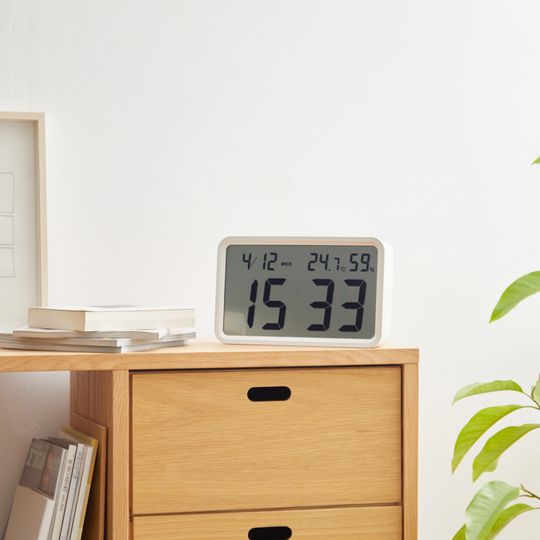 Magnetic digital clock MUJI electronic clock