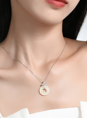 paraskors和田玉平安扣项链