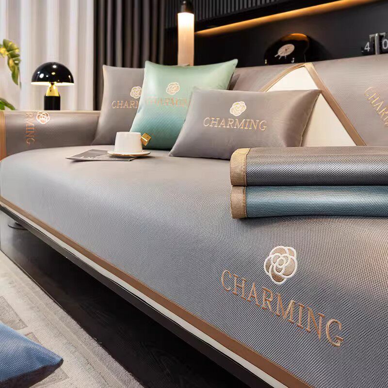 日本进口冰丝沙发垫夏季现代高端沙发套罩防滑凉席坐垫子冷感盖布