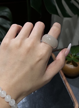 天然和田玉15码藕粉圆戒