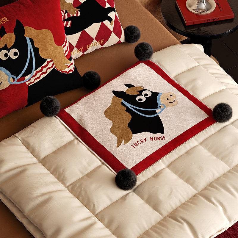 小马福吉红色2026马年抱枕抱枕被二合一毯子车载办公室两用厚毯子,淘宝优惠券,粉丝福利购,淘宝优惠卷