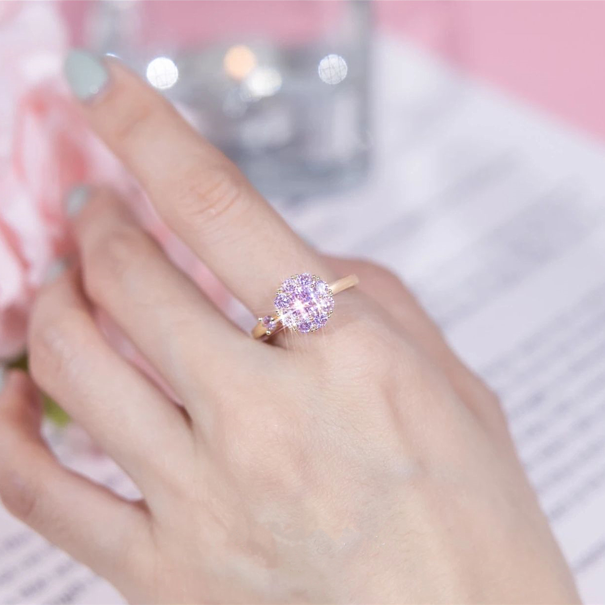 高级感抖音爆款轻奢时尚旋转气质粉色戒指超闪满钻开口指环个性女 - 图1