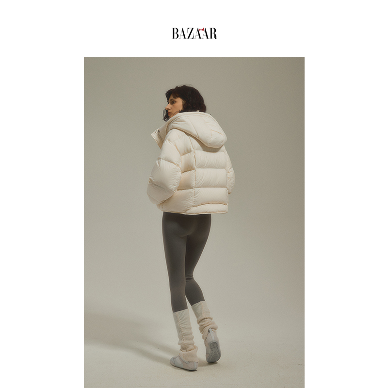 BAZAAR RED时尚芭莎红 立领连帽羽绒服女设计感冬季新款面包服