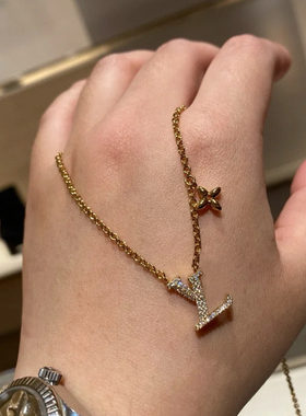 迪丽热巴白鹿赵露思同款字母项链